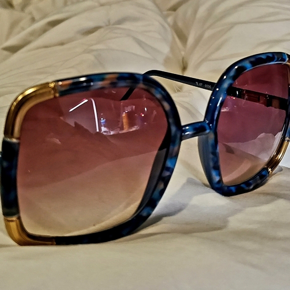 Meet your Posher, DesigningRia - Picture 7 of 11